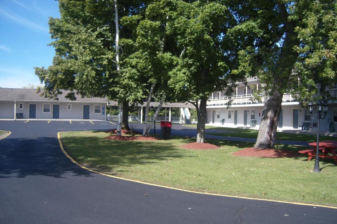 Photo of Others in Bennington