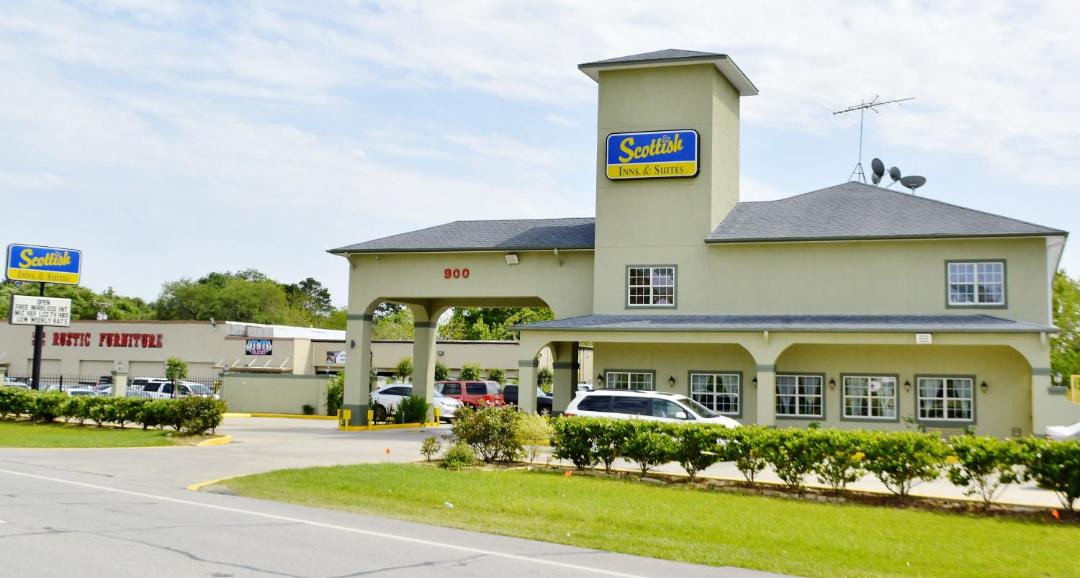 Photo of Buildings in Alvin