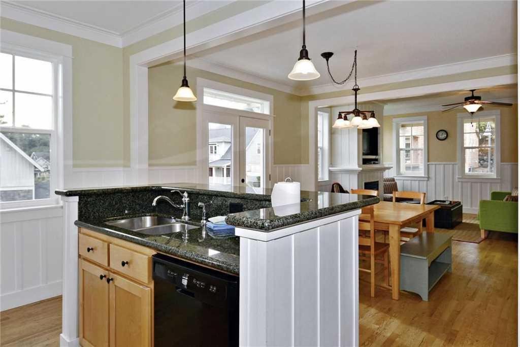 Photo of Kitchen in Olivia Beach