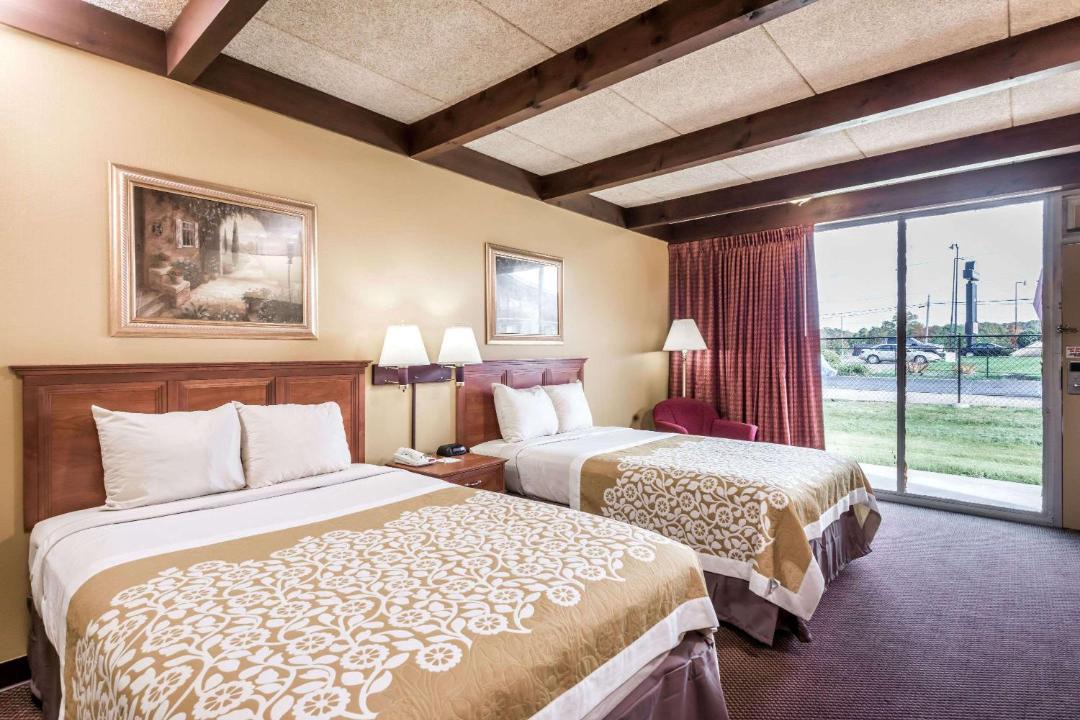 Photo of Bedroom in Niles