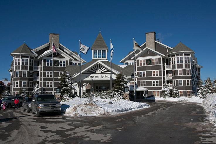 Photo of Others in Snowshoe