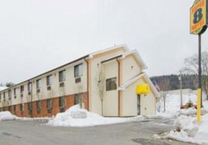 Days Inn by Wyndham Greenfield