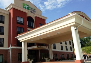 Holiday Inn Express & Suites Cross Lanes, an Ihg Hotel