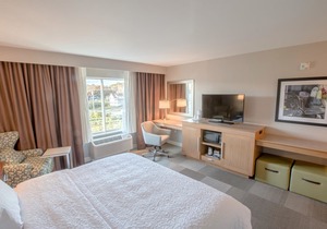 Hampton Inn by Hilton Amesbury