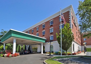 Hampton Inn & Suites By Hilton - Rockville Centre