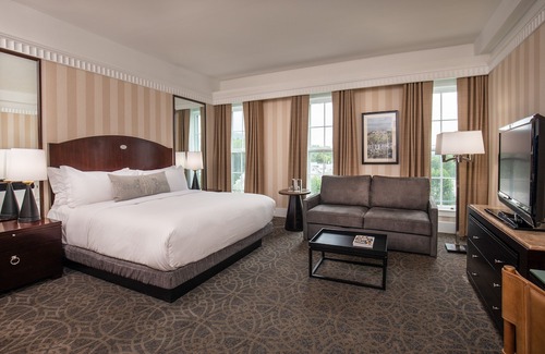 Manchester Hotel | The Equinox Golf Resort & Spa