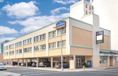 Atlantic City Hotel | Howard Johnson by Wyndham Atlantic City