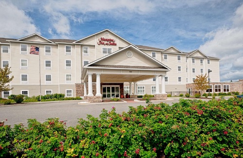 Thomaston Hotel | Hampton Inn & Suites Rockland