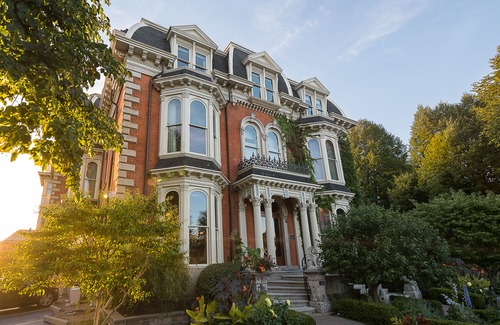 Downtown Buffalo Hotel | The Mansion on Delaware Avenue