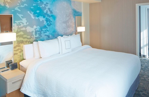 Lake George Hotel | Courtyard by Marriott Lake George
