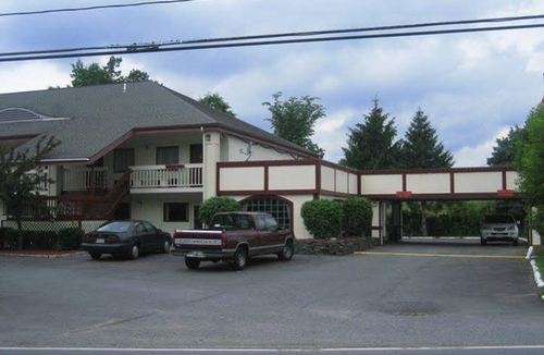 West Glens Falls Hotel | Days Inn by Wyndham Queensbury/Lake George