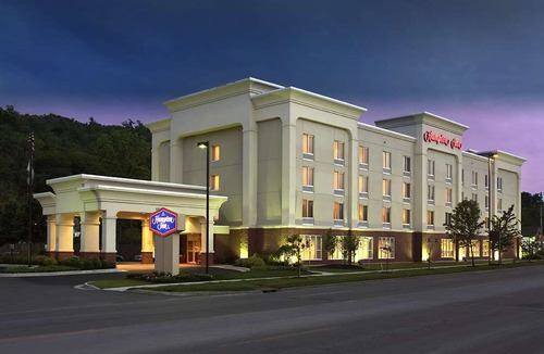 Ithaca Hotel | Hampton Inn Ithaca