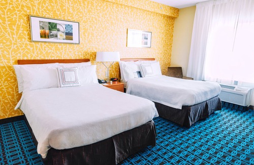 Medford Hotel | Fairfield Inn by Marriott Medford Long Island