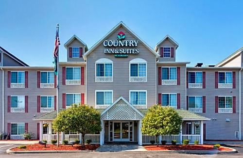 Big Flats Airport Hotel | Country Inn & Suites by Radisson, Big Flats (Elmira), NY