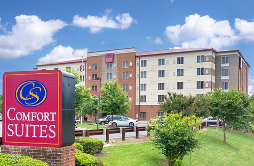 Glen Allen Hotel | Comfort Suites at Virginia Center Commons