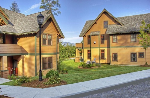 Proctorsville Hotel | Pointe at Castle Hill Resort