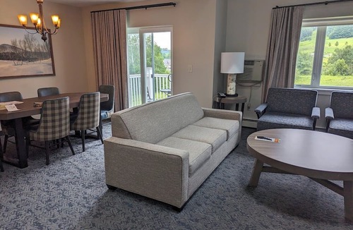 Brownsville Resort | Beautiful Holiday Inn Club Mount Ascutney Resort