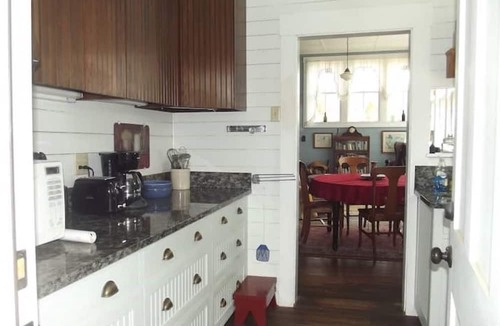 Craftsbury House | Ann’s Schoolhouse in beautiful Vermont