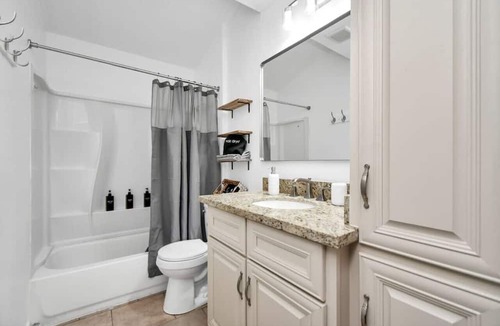 Cypress House | 7BD/5B | Slps20| SportsCourt| HeatedPool/Spa|3King