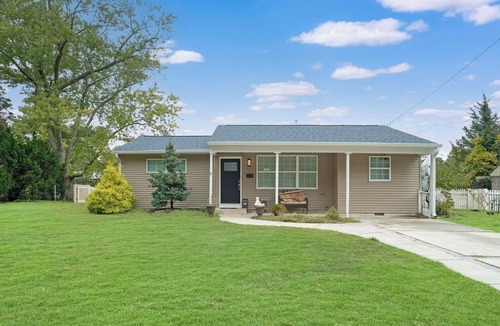 Somers Point House | Luxury home minutes from Ocean City, Margate, Cape May and Atlantic City.