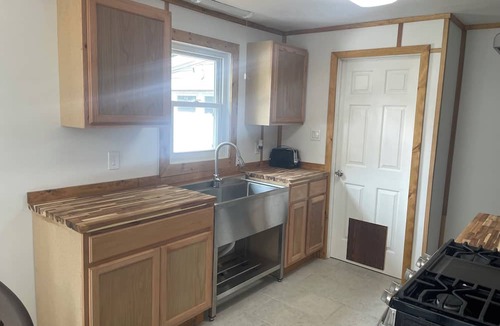 Baldwinsville House | Charming 3-bedroom house in wonderful Baldwinsville with WiFi