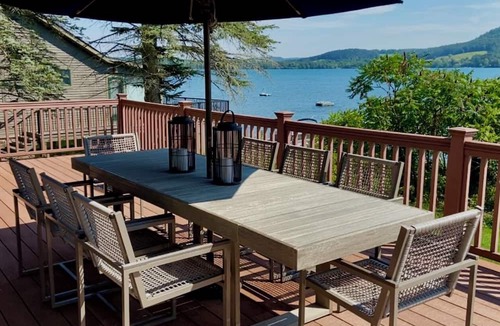 Cooperstown - Otsego Lake Cabin | 4-bedroom Lakefront Cabin in Cooperstown with AC, walk to Glimmerglass Opera