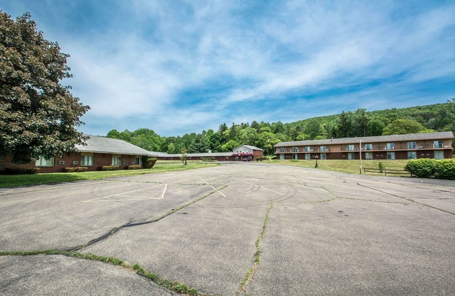 Econo Lodge Hornell 