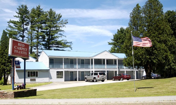 Plymouth Hotel | Red Carpet Inn and Suites Plymouth