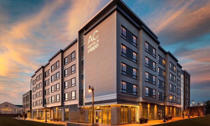 Portsmouth Hotel | AC Hotel by Marriott Portsmouth