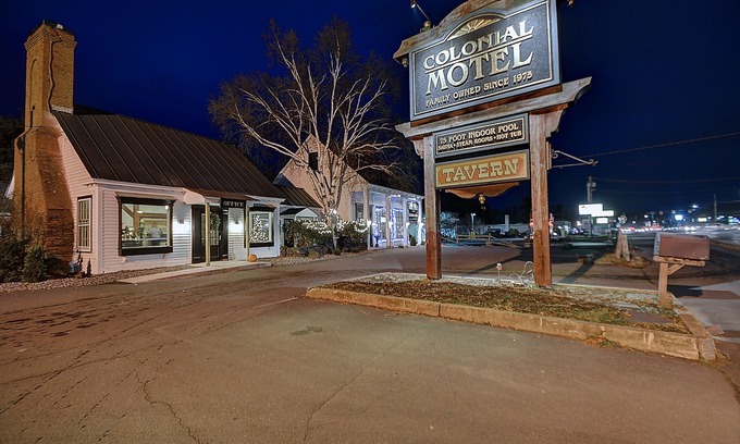 Brattleboro Hotel | Colonial Motel and Spa